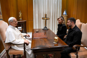 Kremlinul nu îl consideră o variantă serioasă pentru negocieri de pace cu Ucraina - Rusia refuză Vaticanul