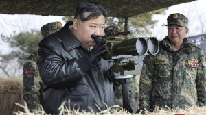 Kim Jong Un a supervizat o primă simulare de contraatac nuclear - Jocuri de război